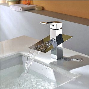 Contemporary Waterfall Chrome Single Handle Bathroom Sink Tap T8003M Contemporary Waterfall Chrome Single Handle Bathroom Sink Tap T8003M